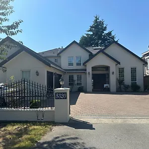 Vancouver Luxury Homestay