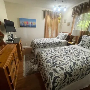 Garden Bridge House Holiday home