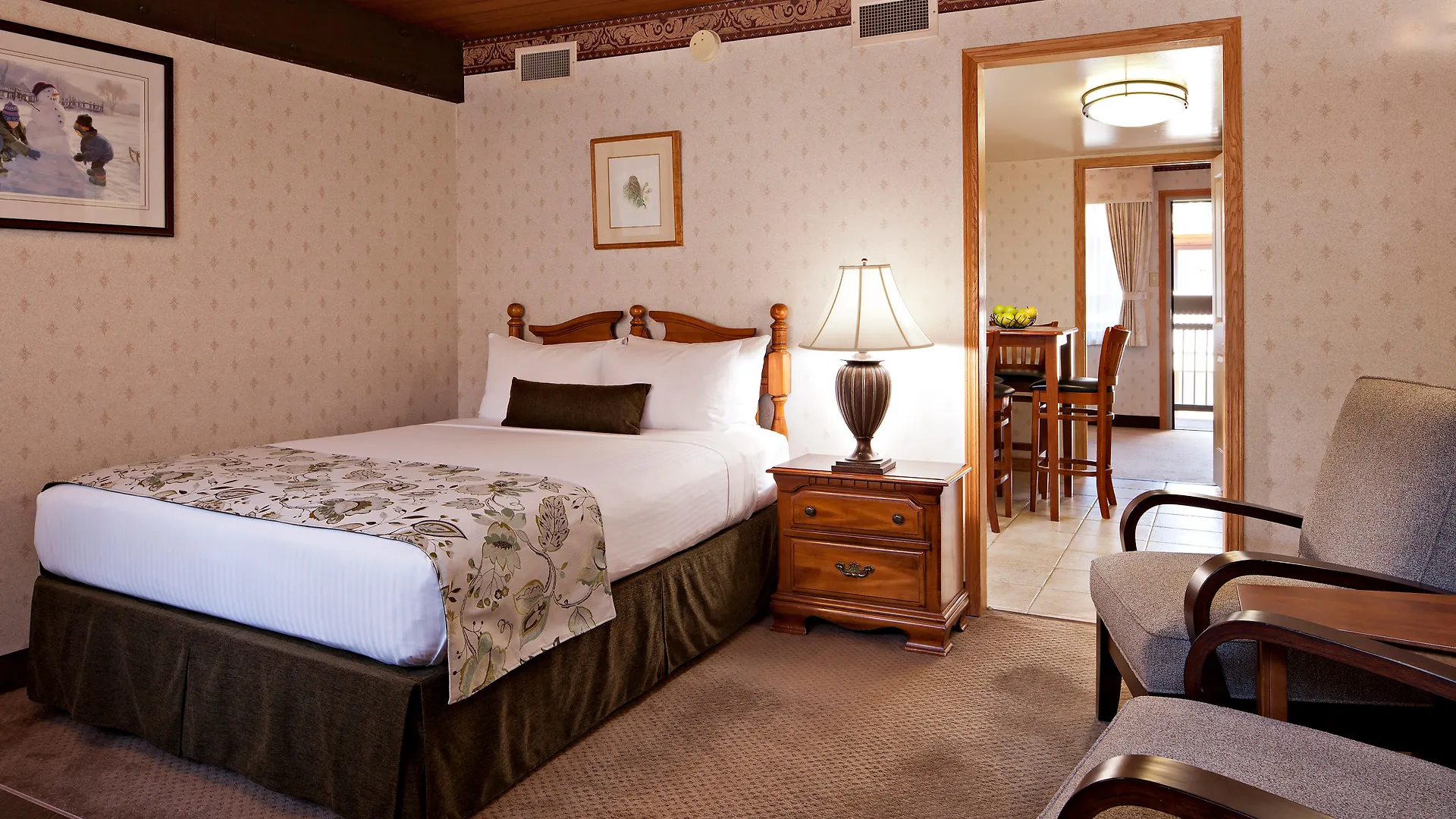 ***  Charltons Banff Hotel Canada